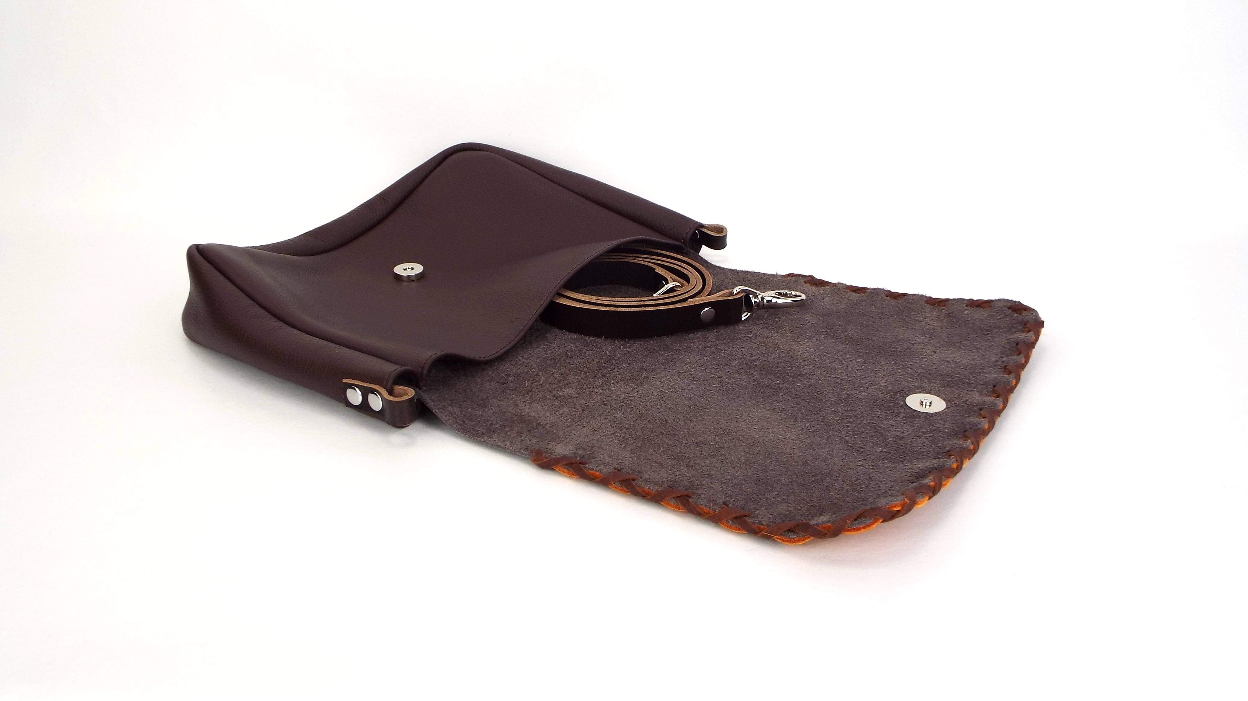 leather handbags and leather purses